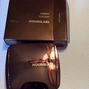 Hourglass Bronze Metallic Compact with Gold Logo